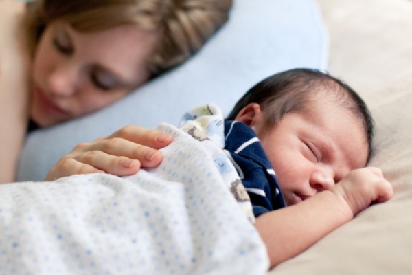 小孩子睡着了抽搐是什么原因 盘点小孩抽搐的七大原因