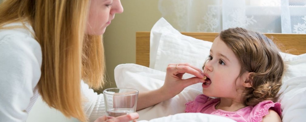 小儿柴桂归于抗病毒的吗 柴桂好仍是氨酚黄那好