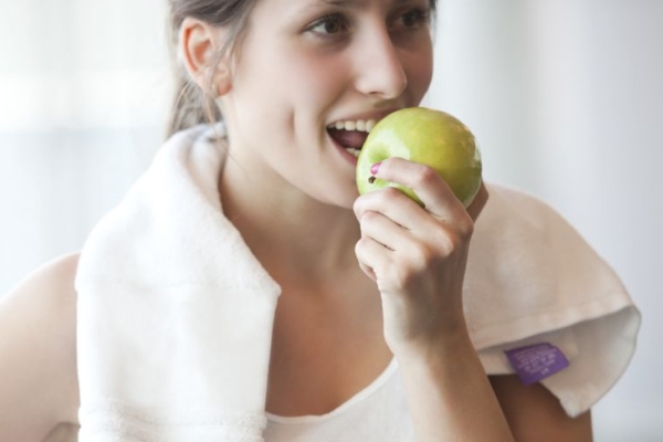 吃一个星期苹果瘦了15斤 苹果减肥法有用吗
