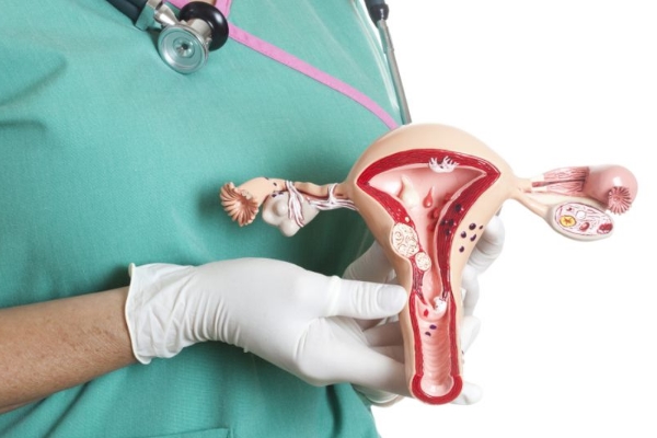 经过阴道给药 保妇康栓会危害正常宫颈吗