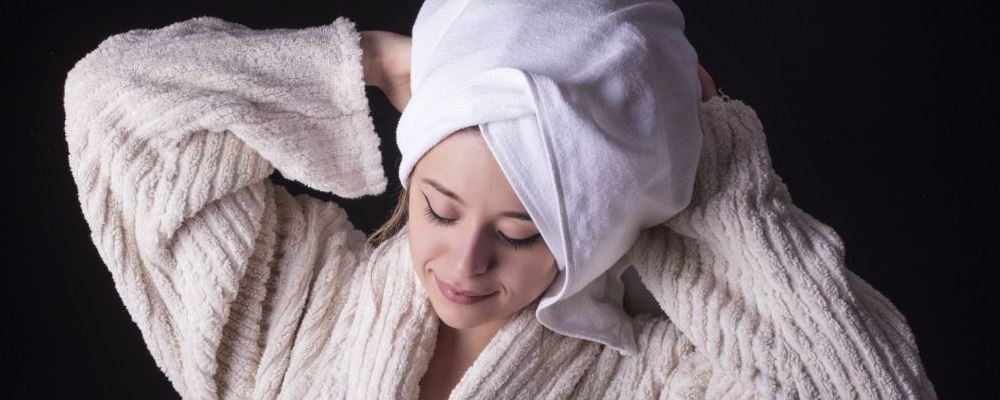 小产后多久能够洗头