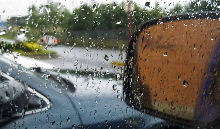 深圳全市进入暴雨戒备状态 暴雨气候怎么做好安全防备