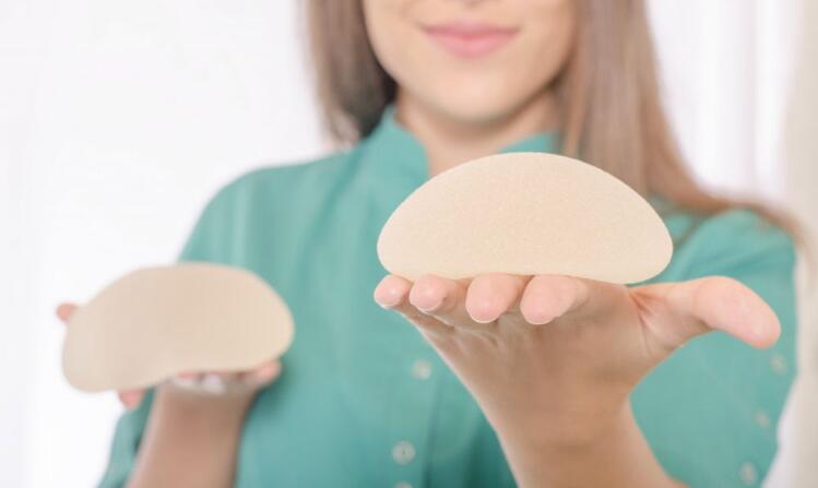 深圳做隆胸正规的医院有哪些