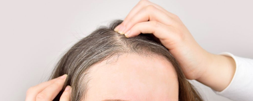 洗头留意4个细节,让你少掉发、秀发漆黑发亮!今晚就试试