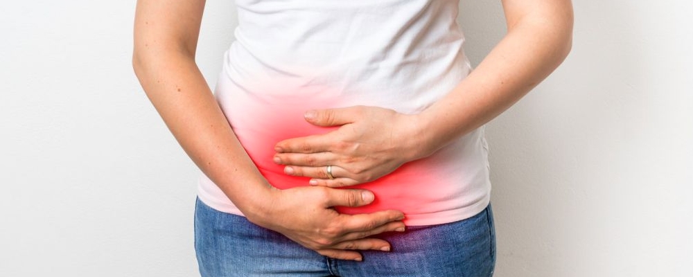 被肠癌盯上的人，便便多有5个一起特征！拉完瞄一眼就能发现，千万别忽视了！