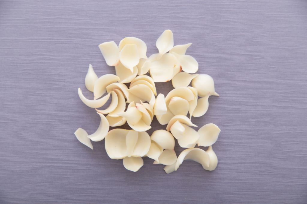 女性长时间吃百合的优点，银耳百合莲子红枣汤的成效与效果