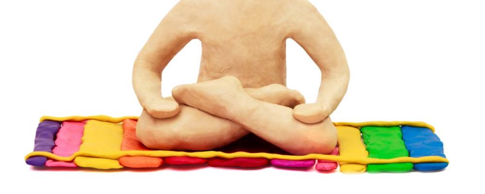 被闹钟叫醒变成了健康杀手