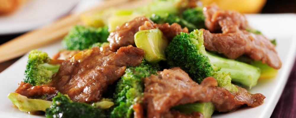 吃西瓜时撒点盐味更甜 