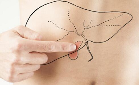  过多食蒜小心伤肝损眼