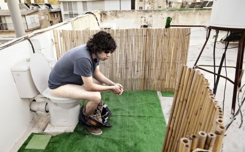 结肠息肉早切除 防癌变