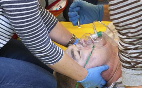 医治脚崴有哪些小诀窍