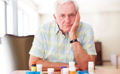 怎样护理发呆症白叟