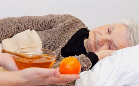 避免老年人心衰 先防备伤风