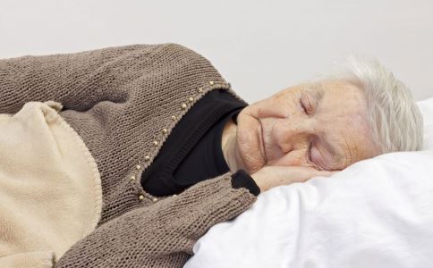 常常揉3处 70老太紧似少女