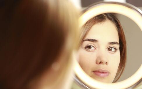 夏日出游 做好肌肤防护作业