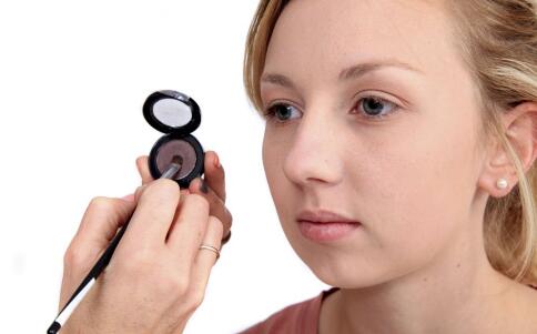 十一出游妆容攻略 妆好心情好