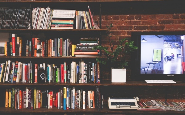 终南山下 有一座吸引全球各地华人的财神庙