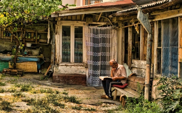 日子中导致女人不孕症的病因有哪些?