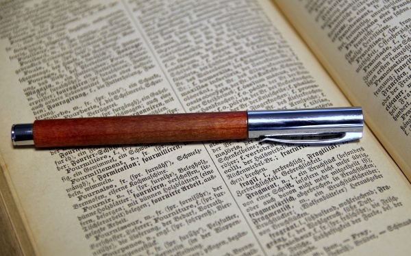 智齿引发冠周炎怎么办