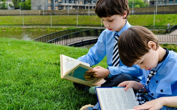 李施德林樱花漱口水怎么样-李施德林樱花漱口水辣嘴吗