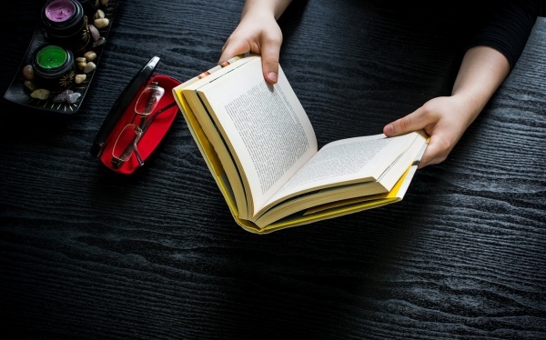 圣诞节送什么礼物给女同伙好,圣诞节送女同伙礼物清单