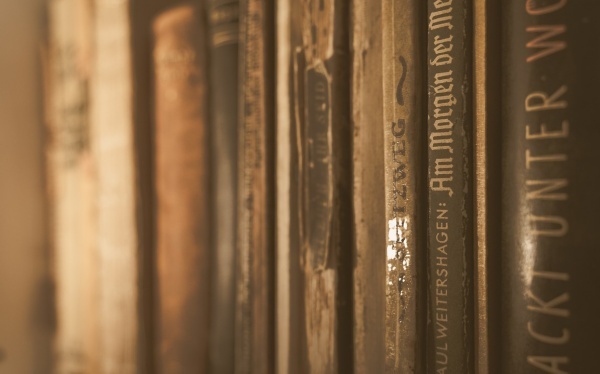 六爻测爱情复合得山风蛊卦能否复合？六爻男测分手复合卦例